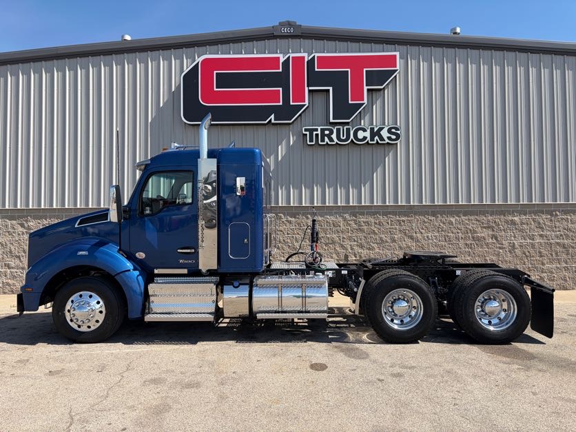 NEW 2027 KENWORTH T880 NEW 2027 KENWORTH T880 - image 6 of 6