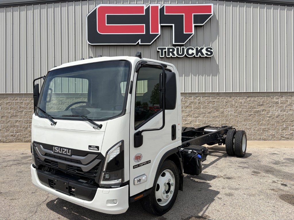 NEW 2025 ISUZU NPR-XD NEW 2025 ISUZU NPR-XD - image 1 of 6
