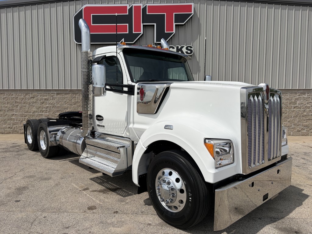 NEW 2027 KENWORTH W990 NEW 2027 KENWORTH W990 - image 3 of 6
