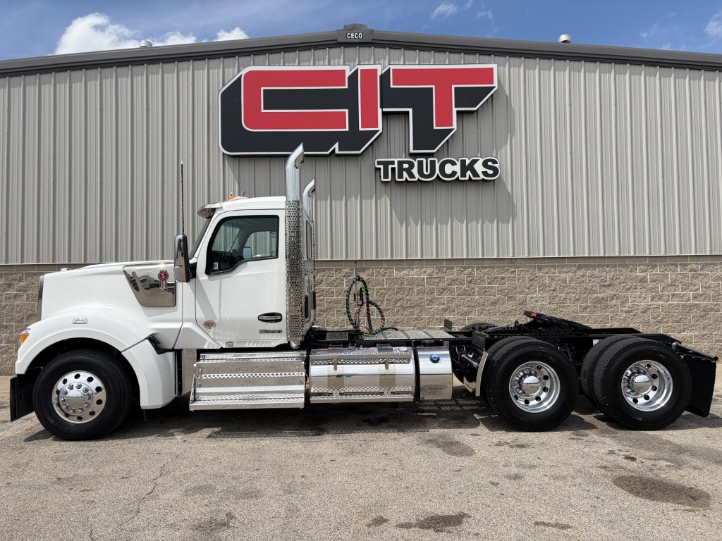 NEW 2027 KENWORTH W990 NEW 2027 KENWORTH W990 - image 4 of 6