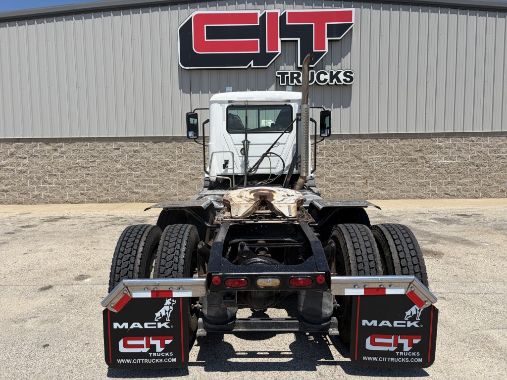 2020 Mack Anthem in Morton, IL — photo 6