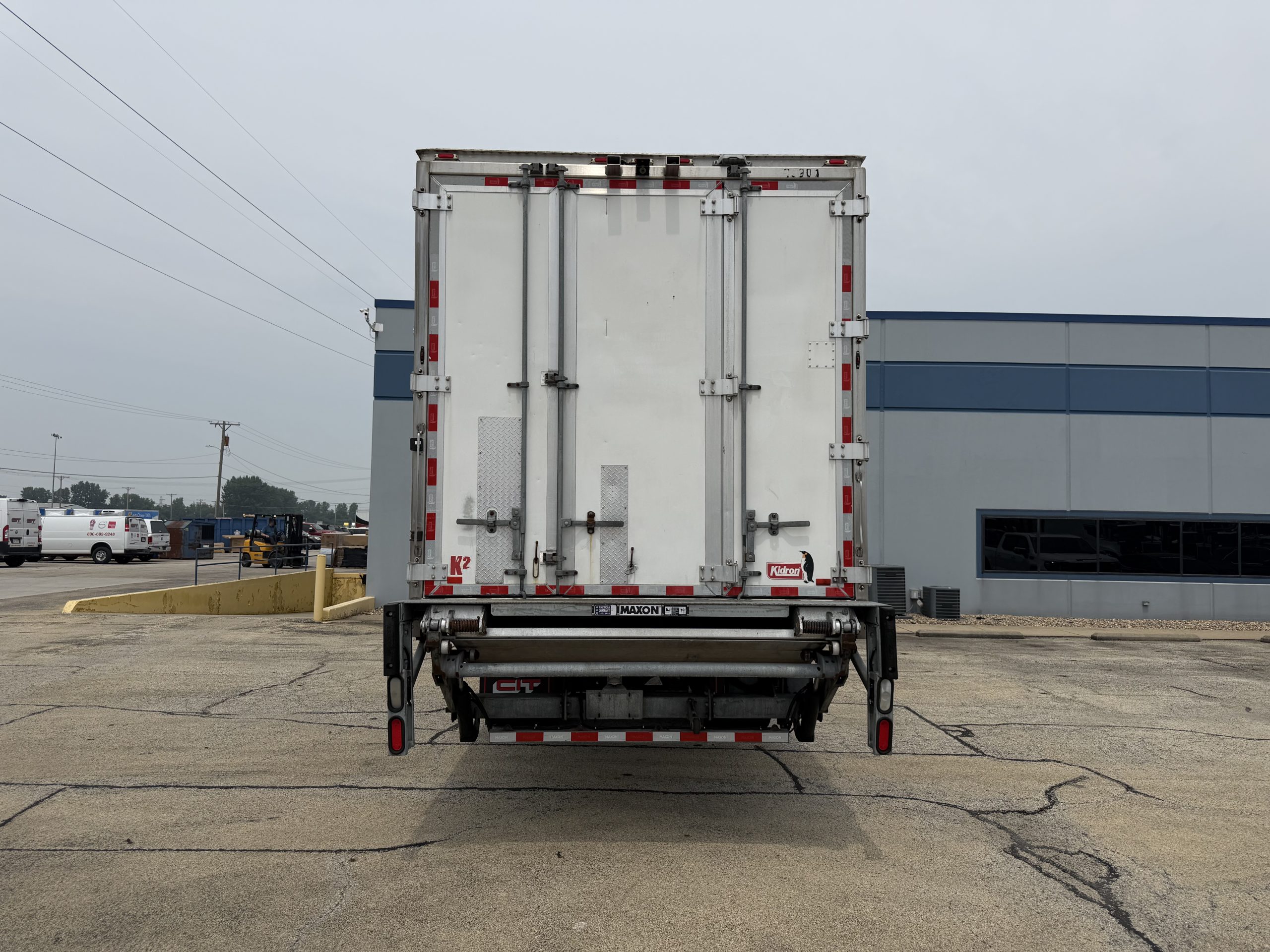 2019 Kenworth T370 in Springfield, IL — photo 6