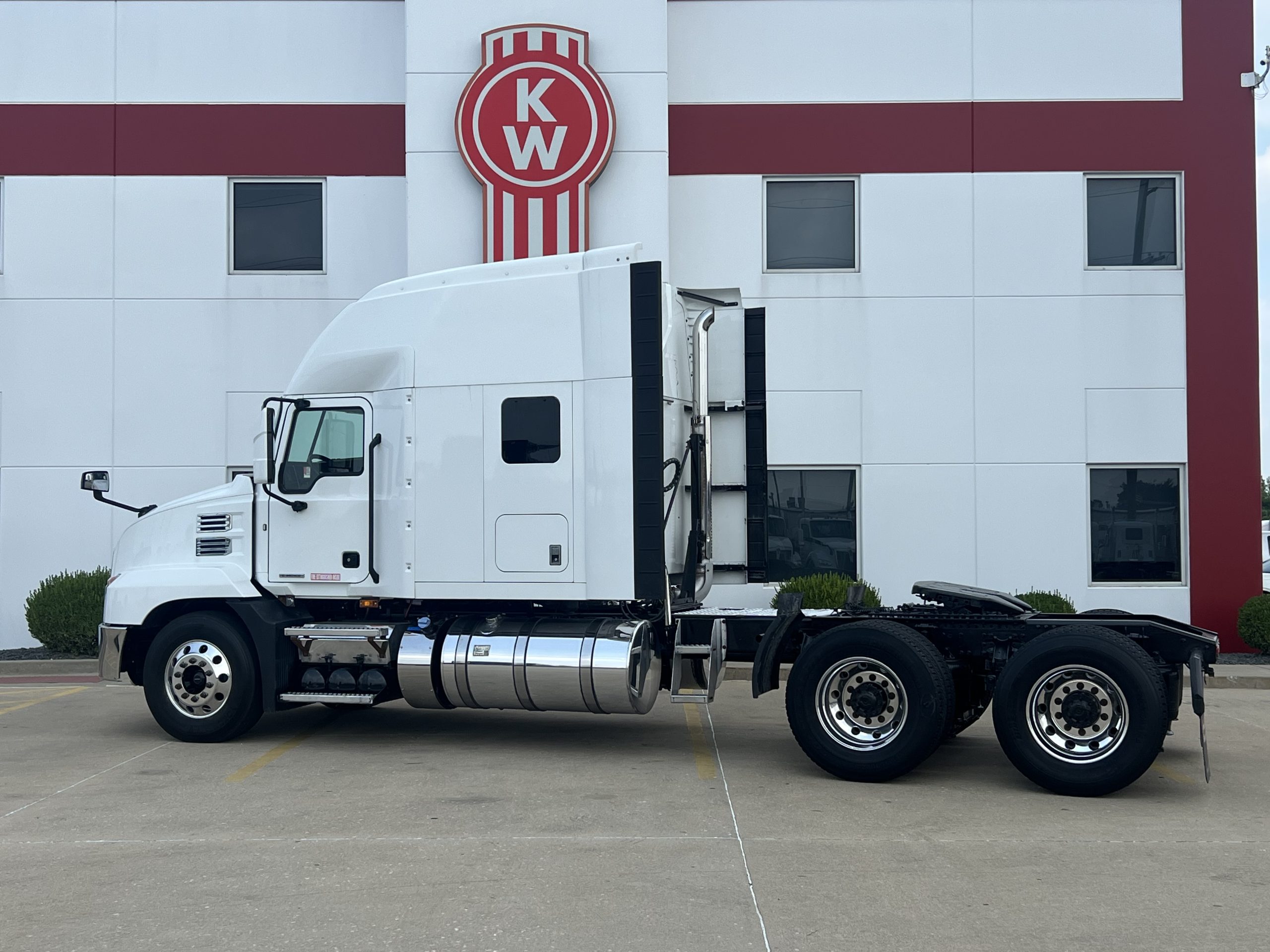 2023 Mack Anthem in Troy, IL — photo 6