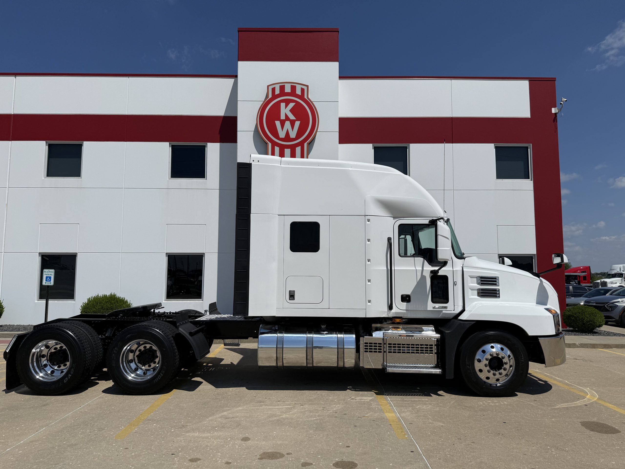 2023 Mack Anthem in Troy, IL — photo 4