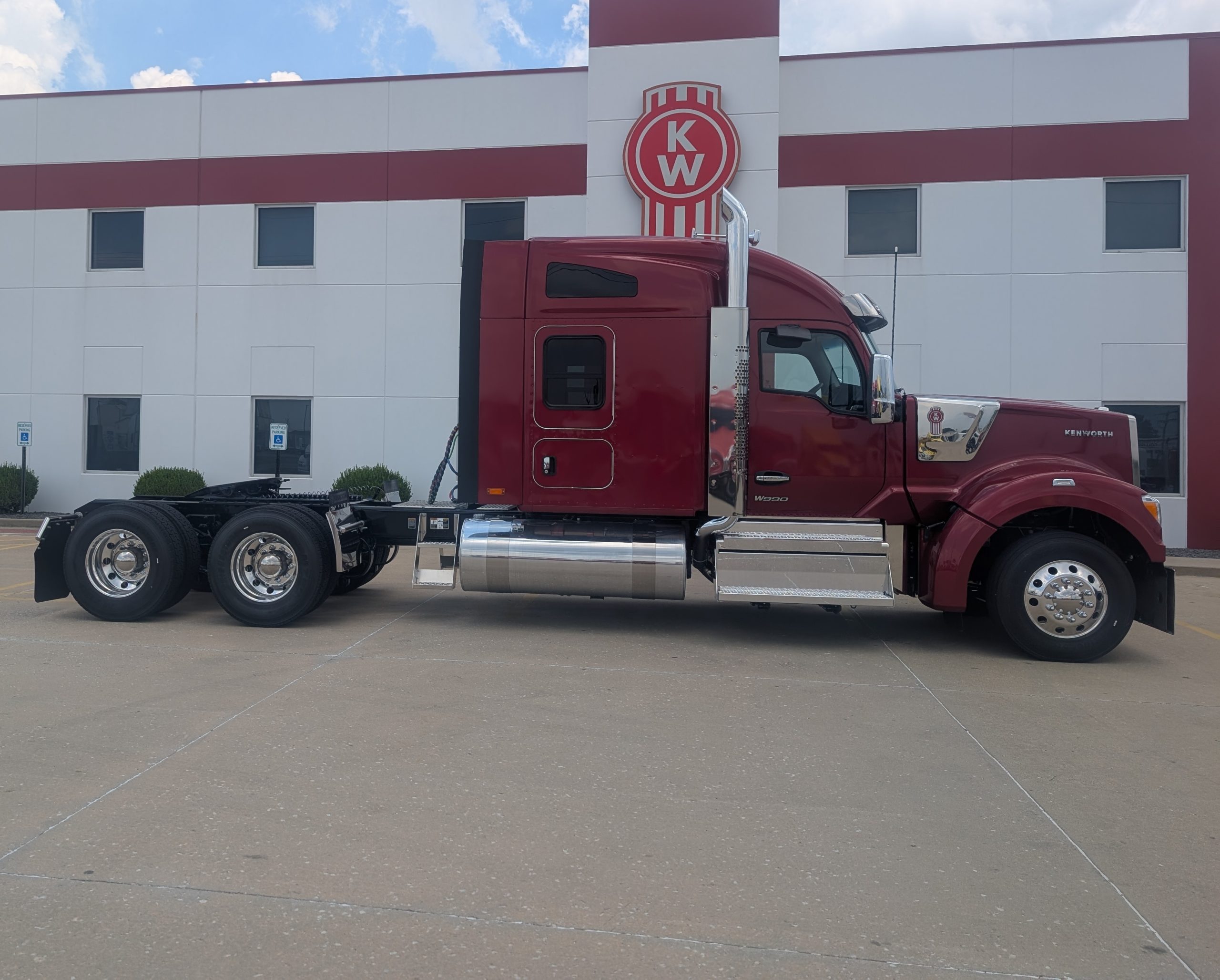 NEW 2027 KENWORTH W990 NEW 2027 KENWORTH W990 - image 4 of 6