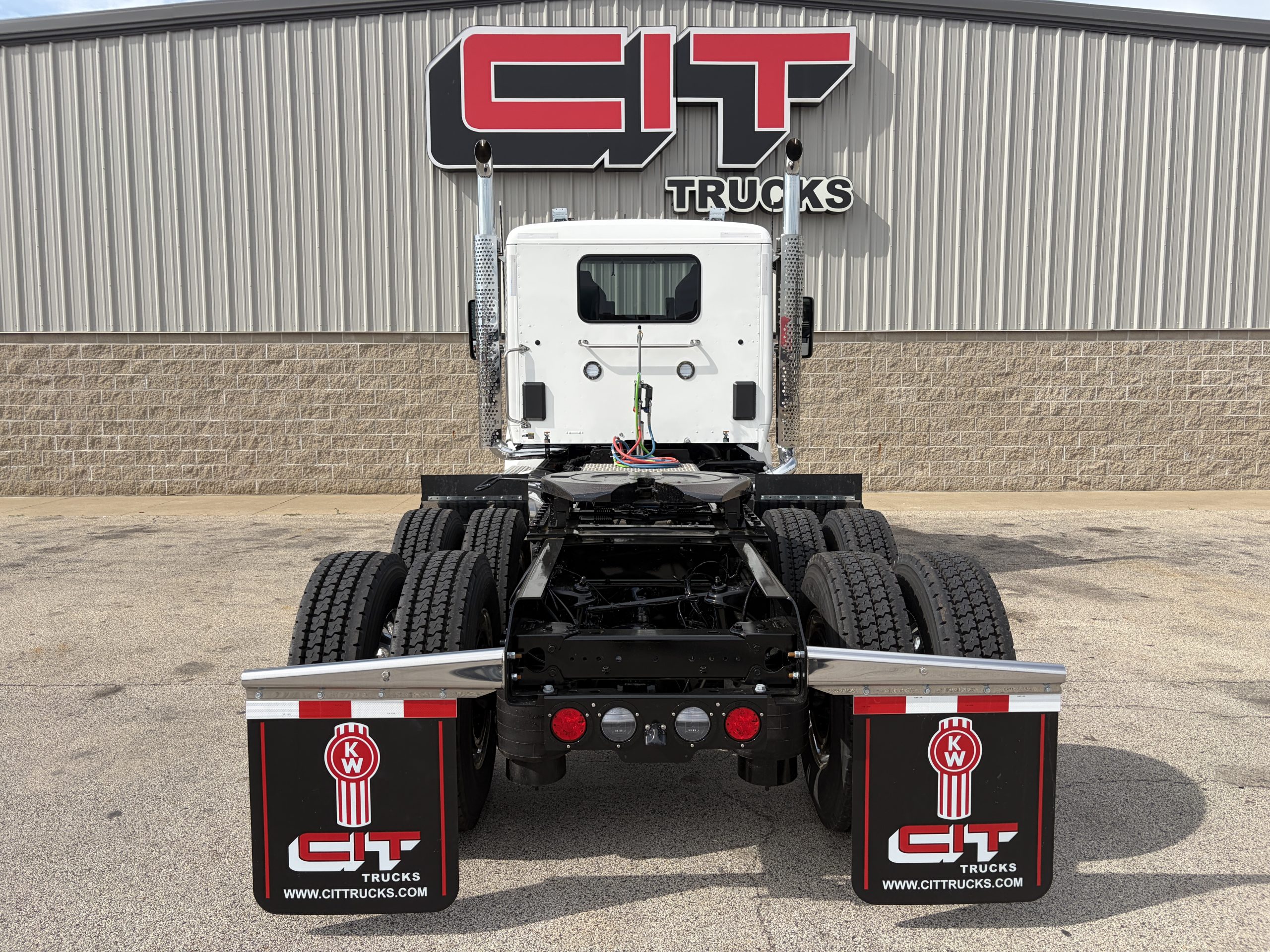 NEW 2027 KENWORTH T880 NEW 2027 KENWORTH T880 - image 5 of 6