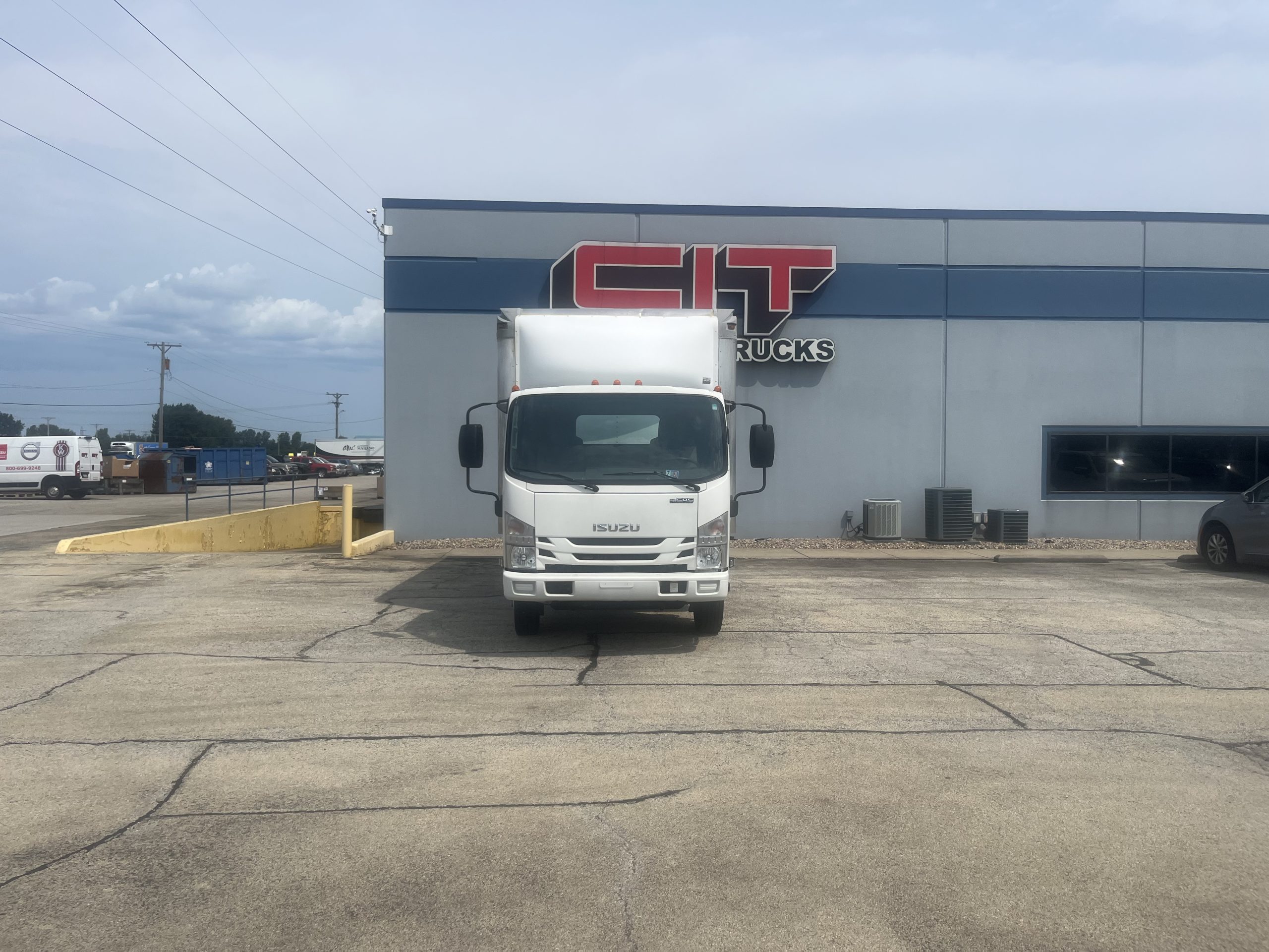 2017 ISUZU NPRHD 2017 ISUZU NPRHD - image 2 of 6