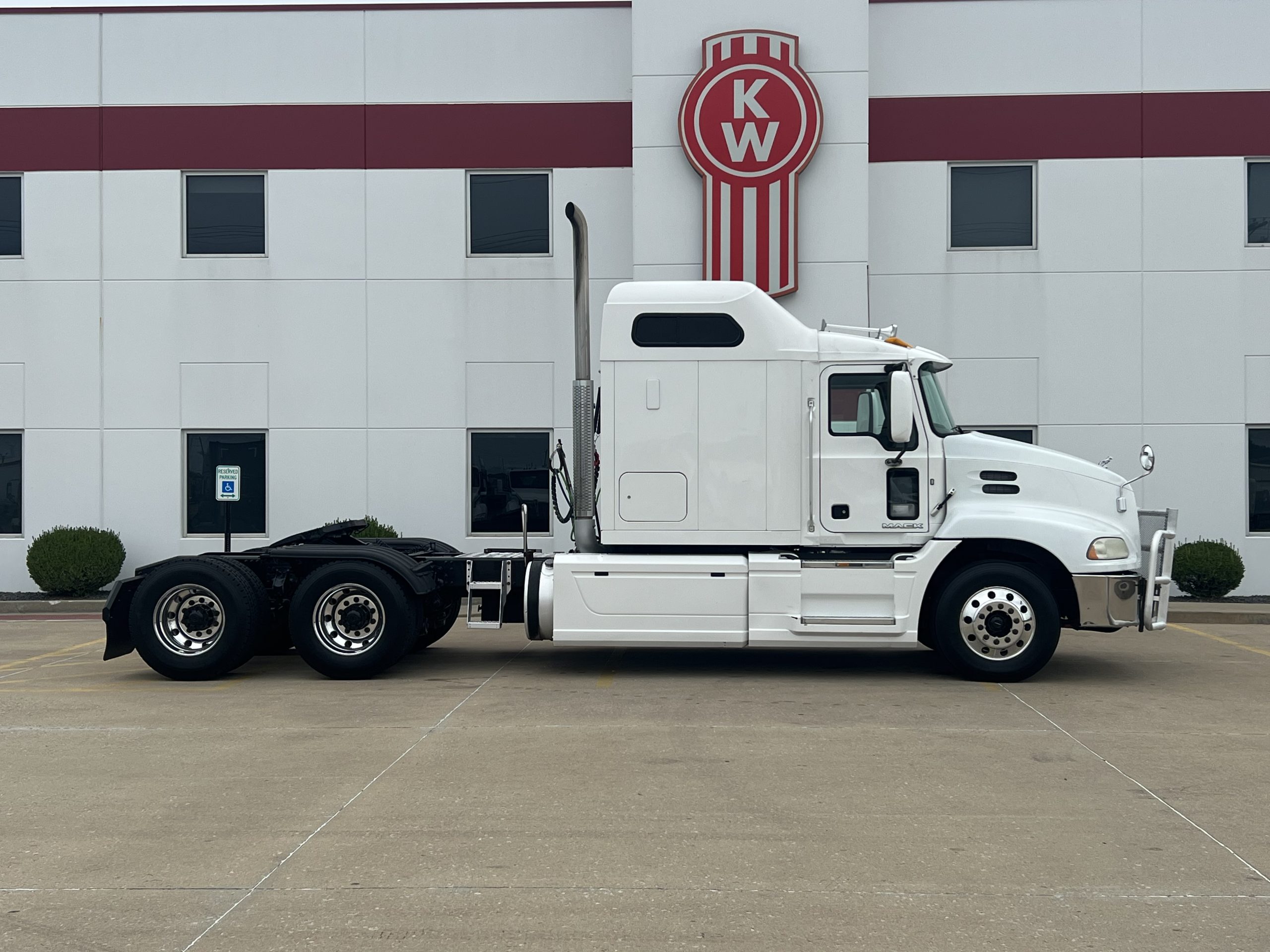 2019 MACK CXU613 2019 MACK CXU613 - image 4 of 6