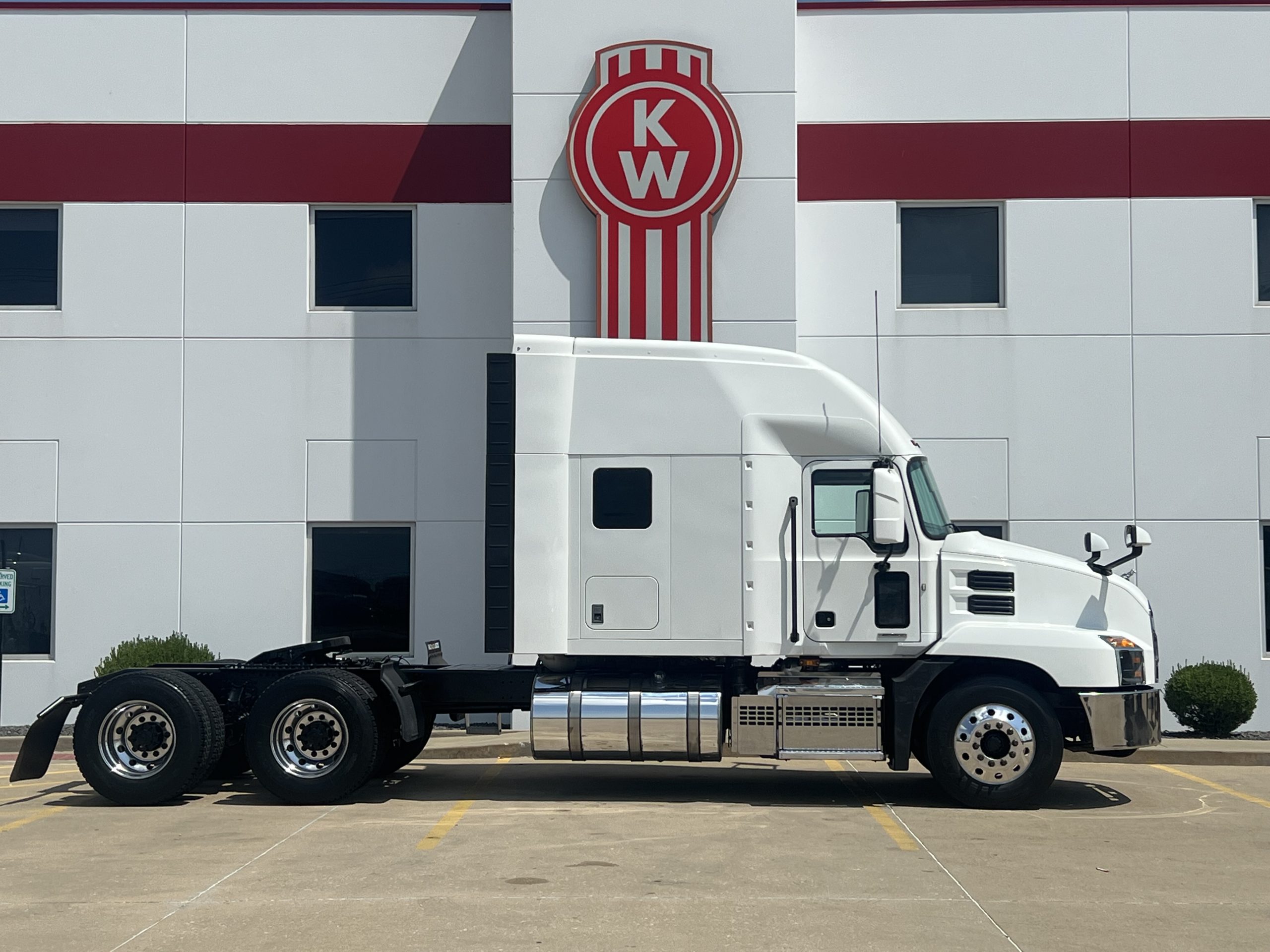 2023 MACK ANTHEM 2023 MACK ANTHEM - image 5 of 6