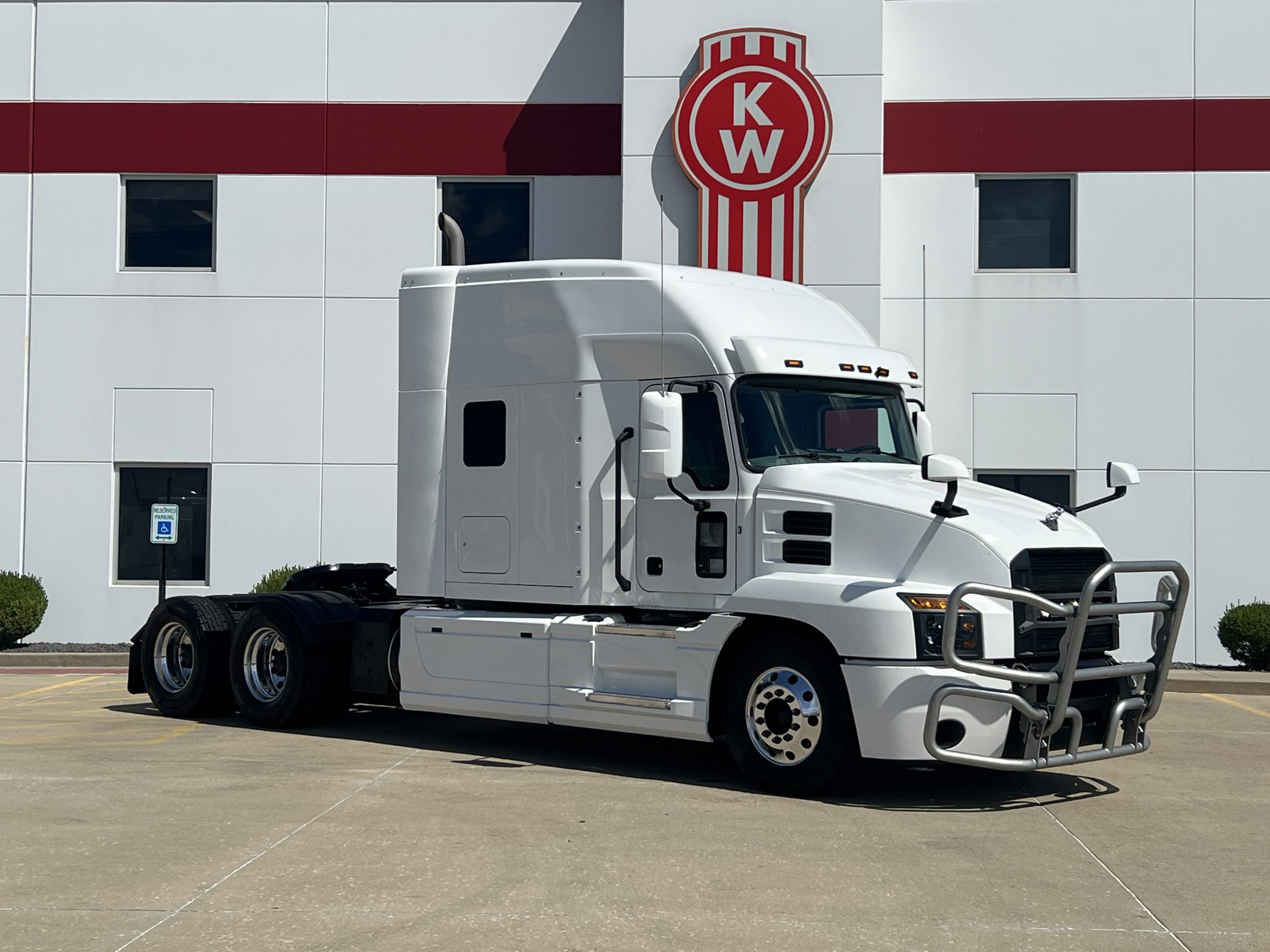 2020 Mack Anthem in Troy, IL — photo 3
