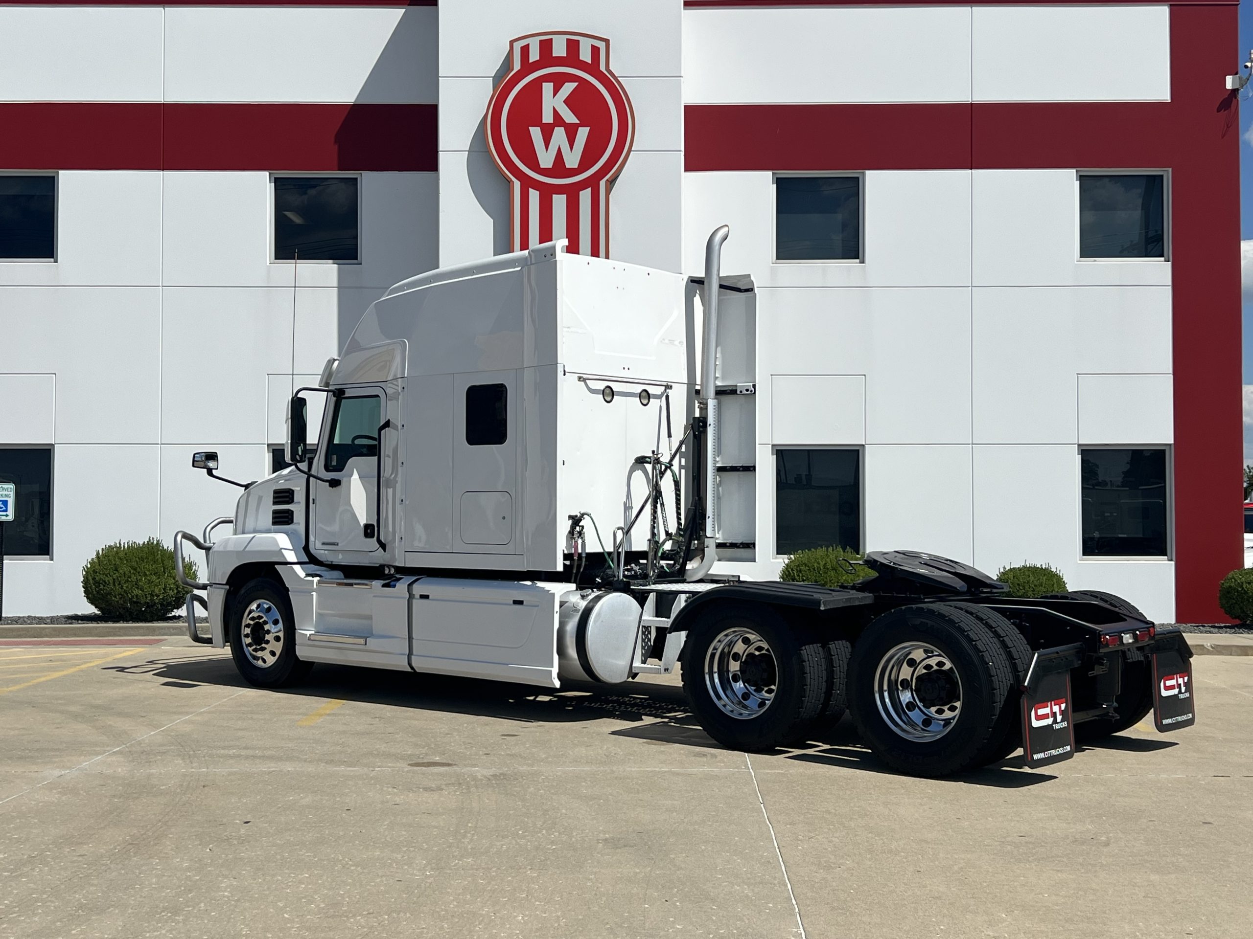 2020 Mack Anthem in Troy, IL — photo 6