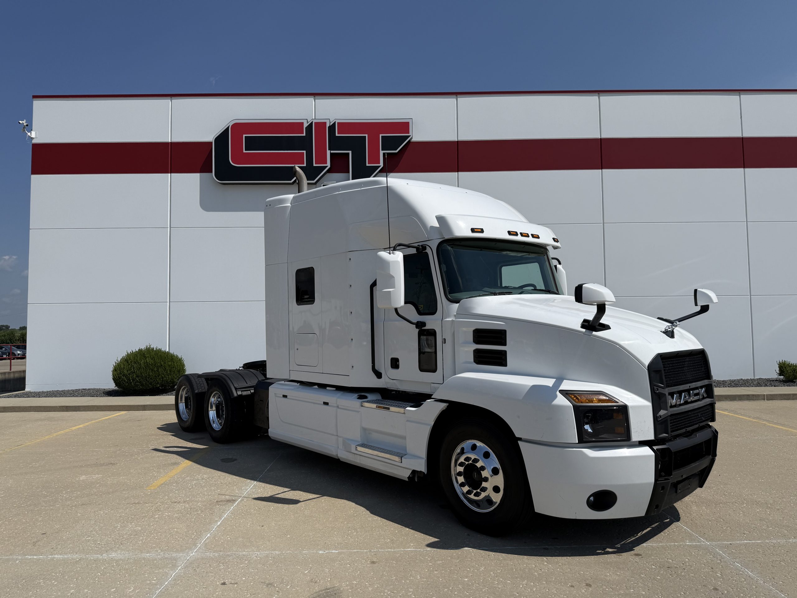 2020 MACK ANTHEM 2020 MACK ANTHEM - image 3 of 6