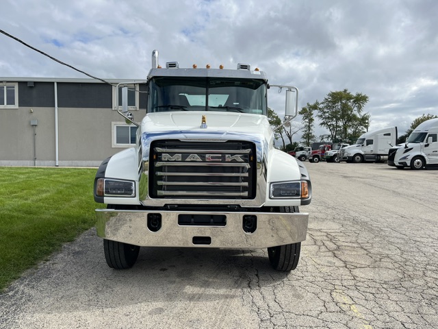 NEW 2027 MACK GRANITE 64FT - image 2 of 6