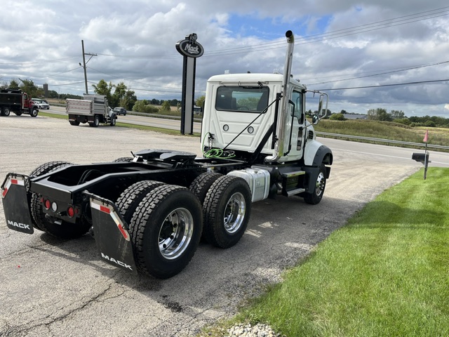 NEW 2027 MACK GRANITE 64FT - image 5 of 6