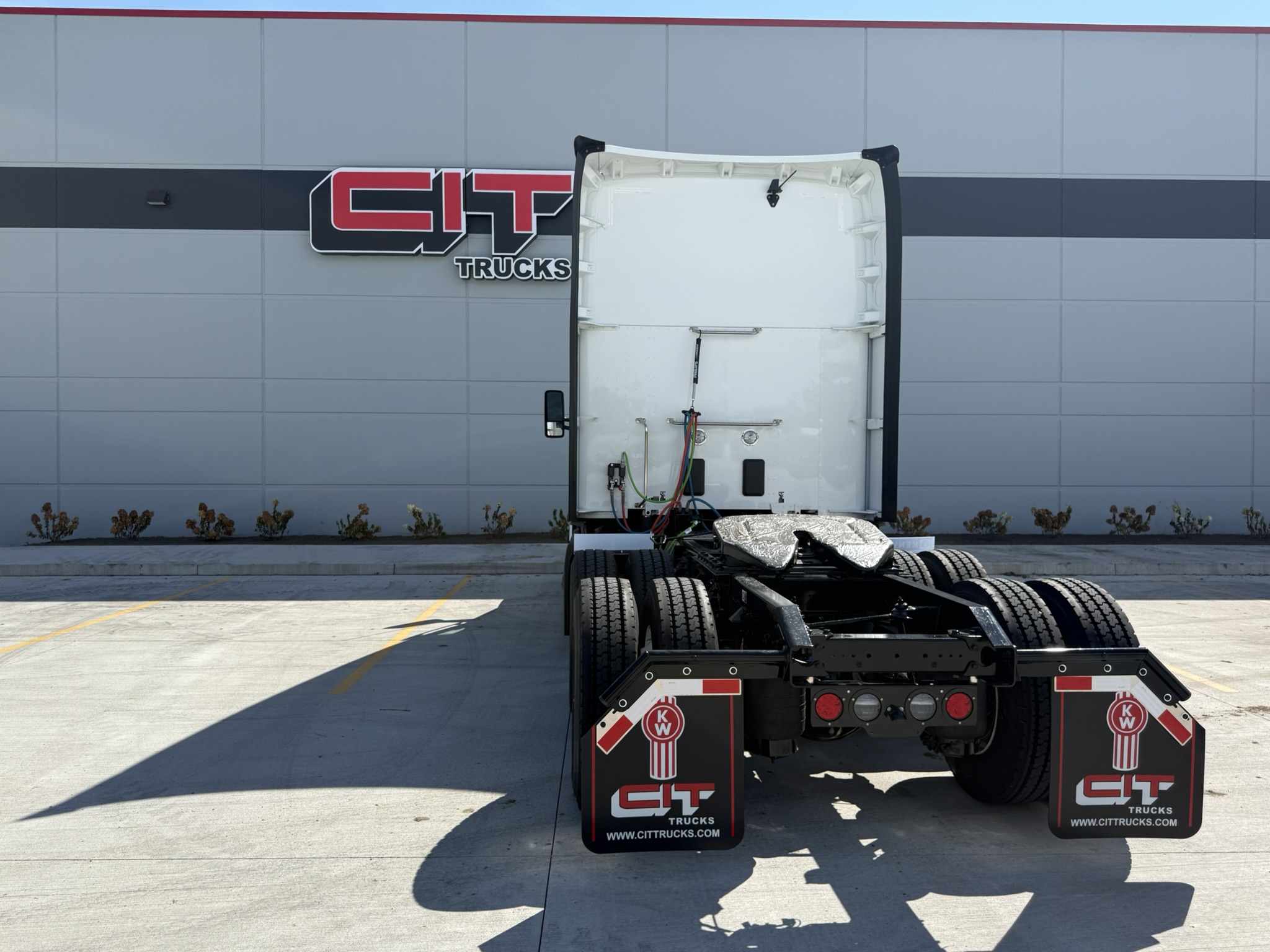 NEW KENWORTH T680 - image 6 of 6