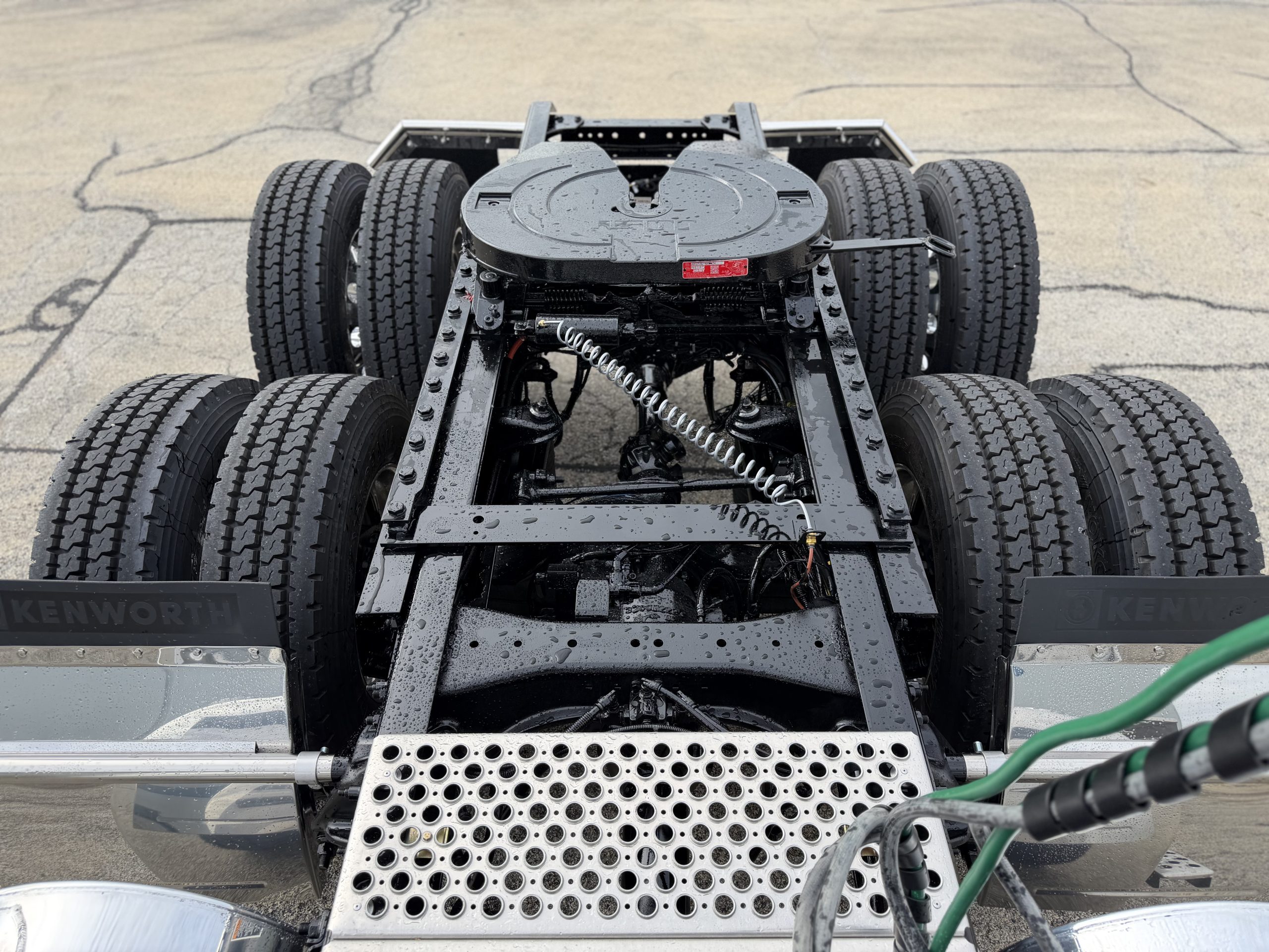 NEW 2027 KENWORTH T680 - image 6 of 6