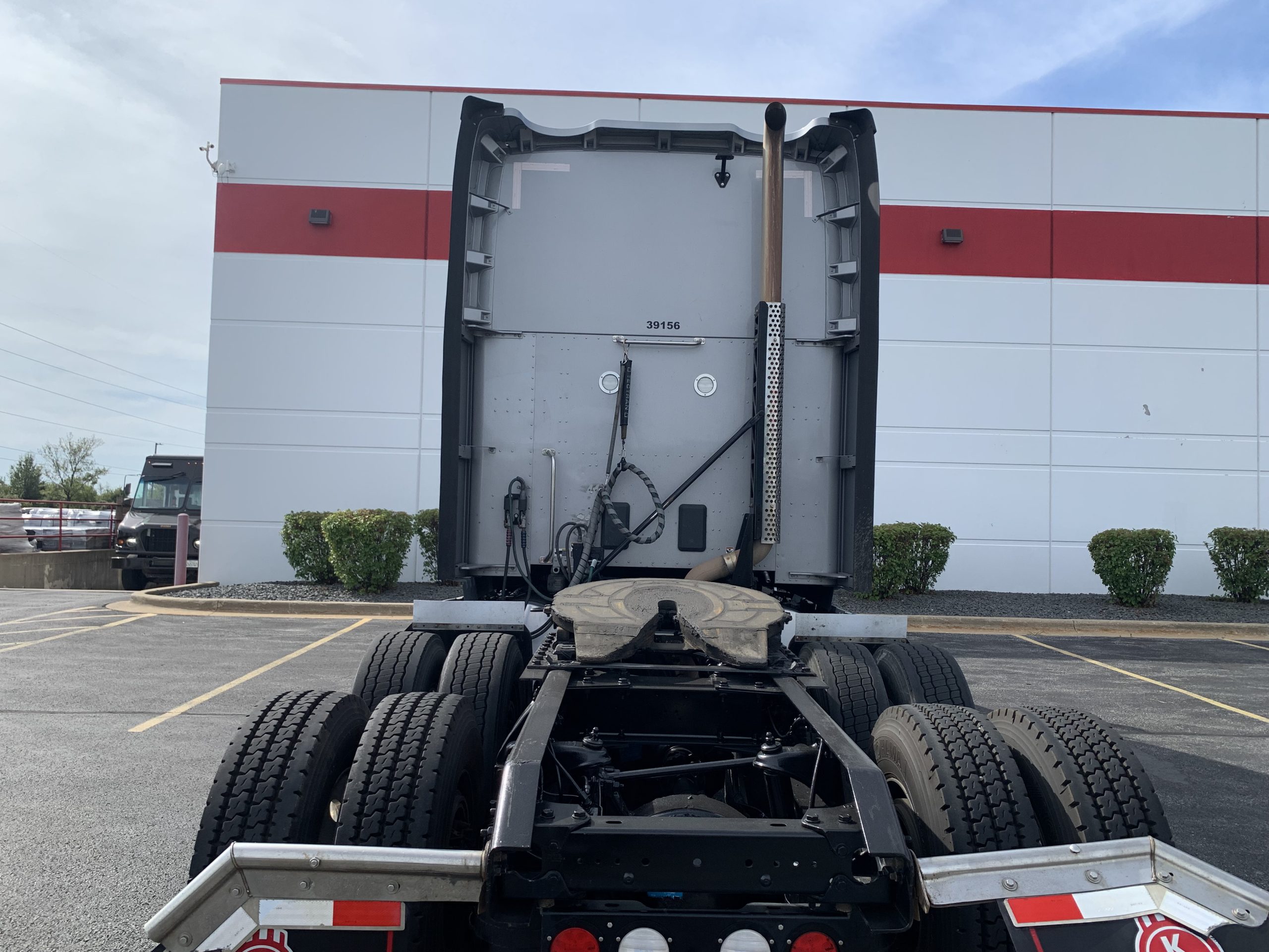 2023 Kenworth T680 in Mokena, IL — photo 6
