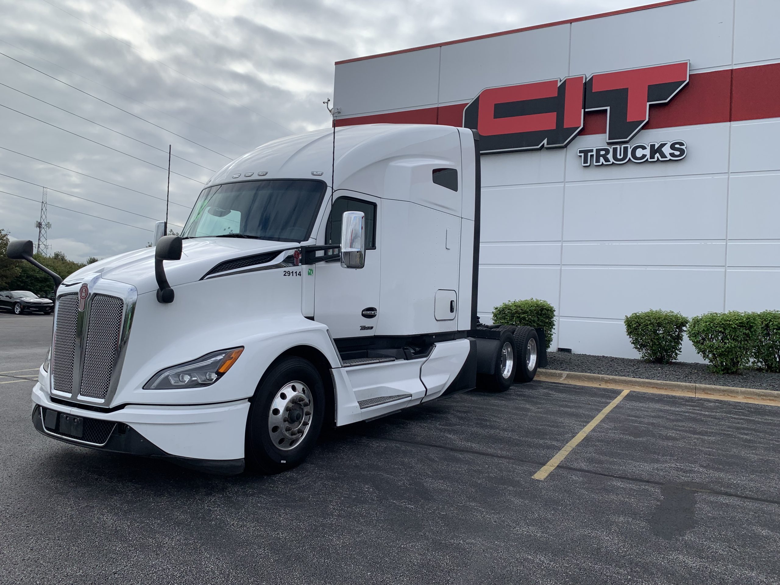 2023 KENWORTH T680 G2 2023 KENWORTH T680 G2 - image 1 of 6