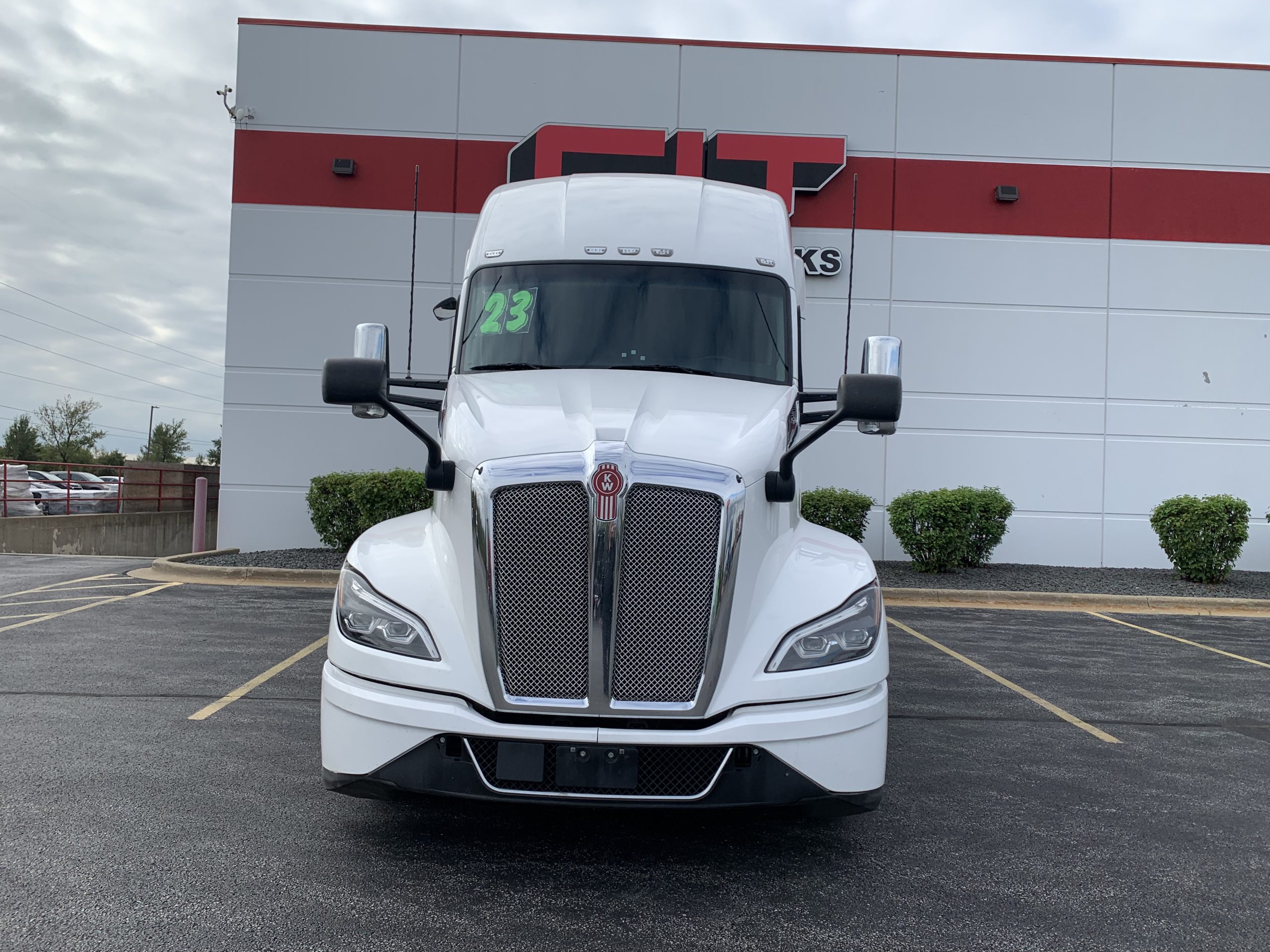 2023 KENWORTH T680 G2 2023 KENWORTH T680 G2 - image 2 of 6