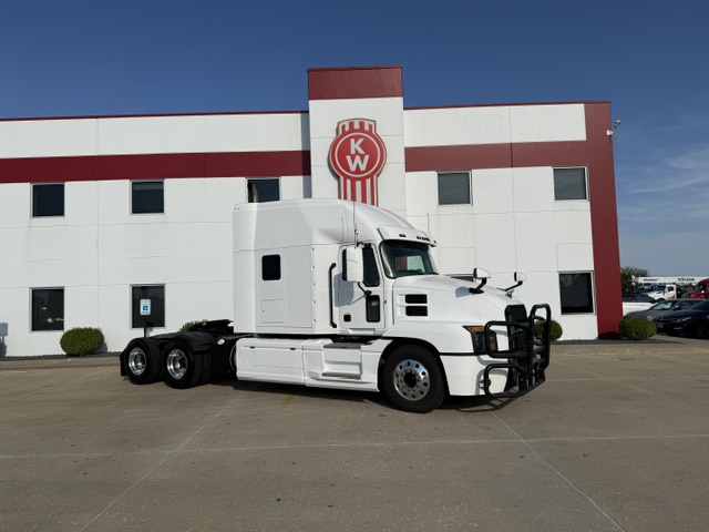 2019 Mack Anthem in Troy, IL — photo 3
