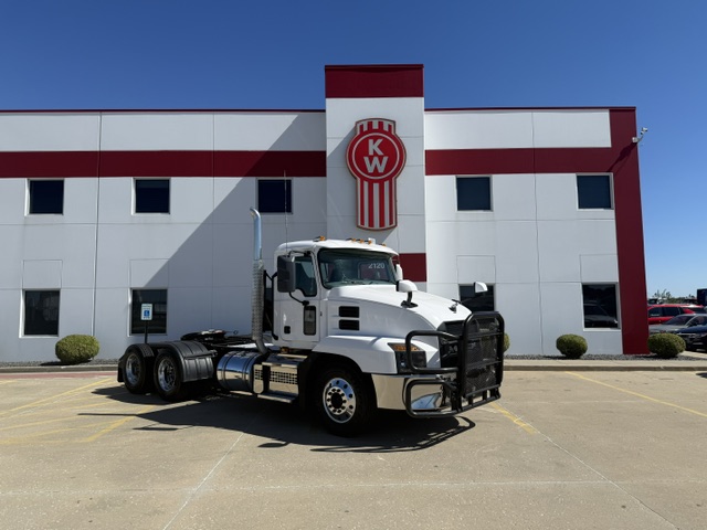 2021 MACK ANTHEM 64T 2021 MACK ANTHEM 64T - image 3 of 6