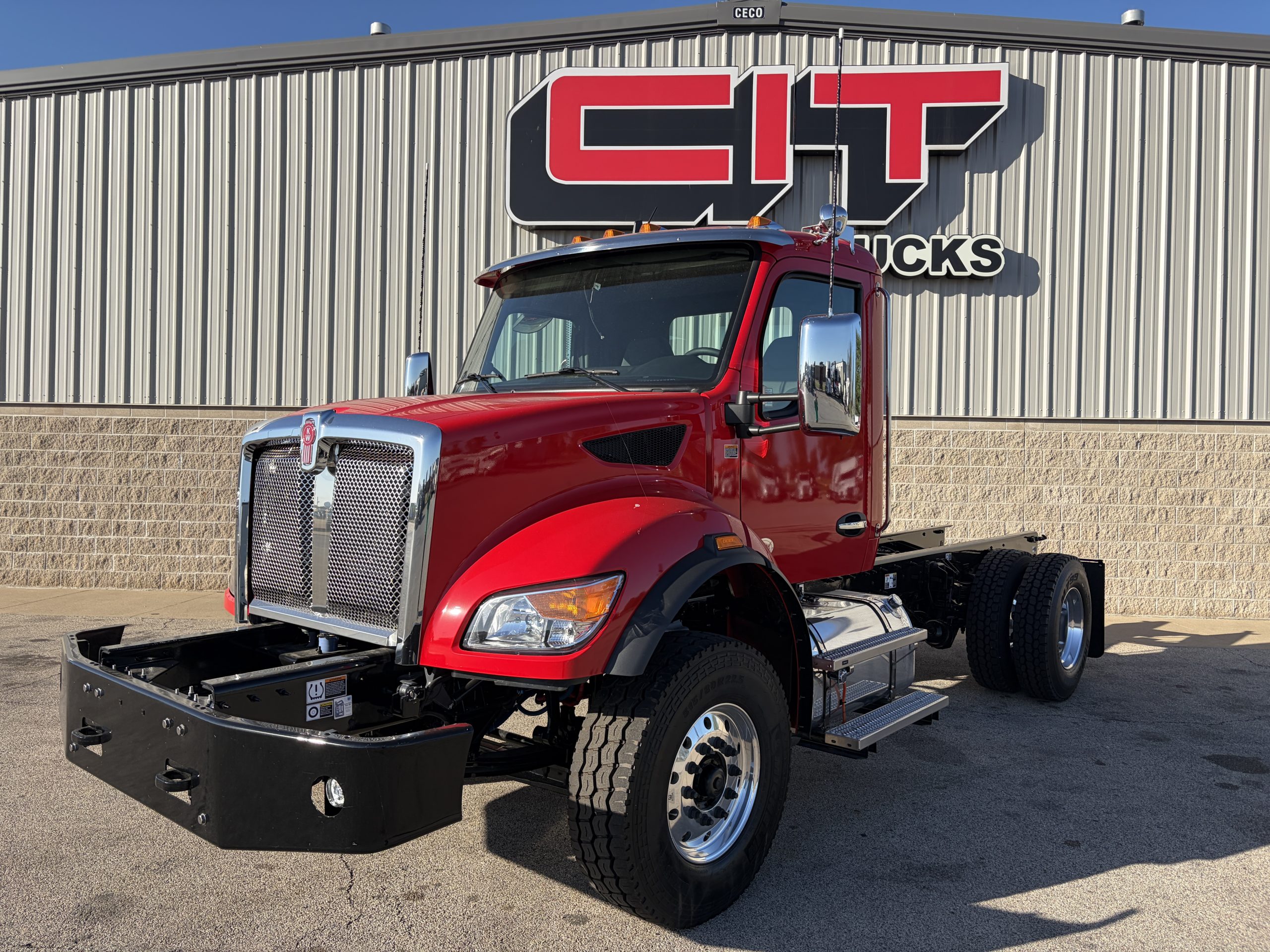 NEW 2027 KENWORTH T480 NEW 2027 KENWORTH T480 - image 1 of 6
