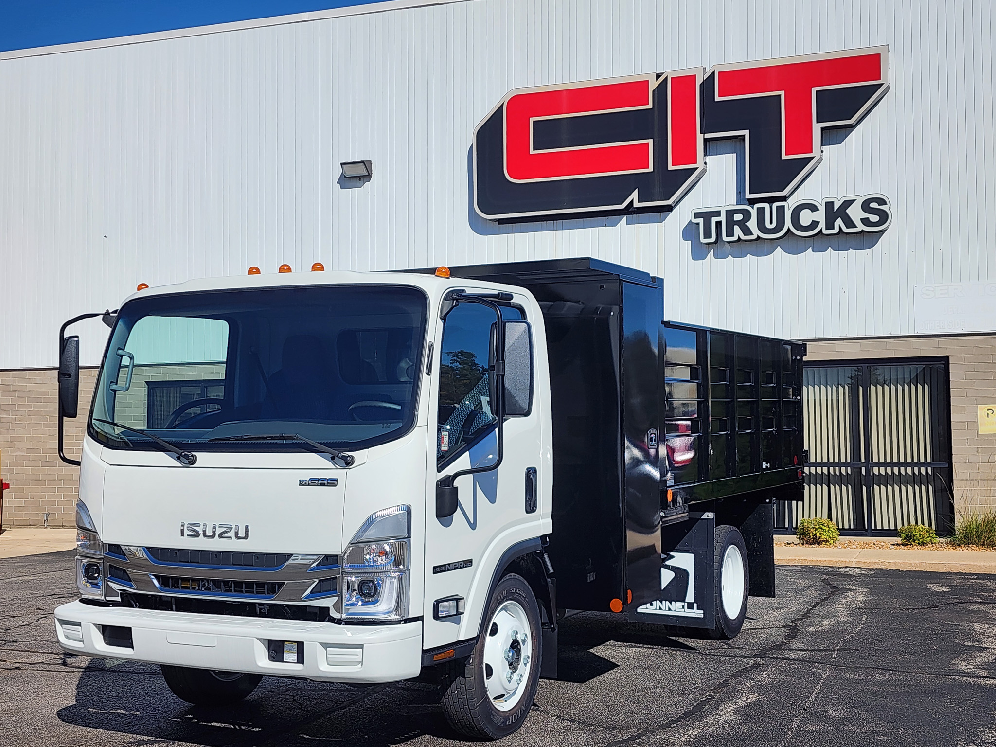 NEW 2026 ISUZU NPRHD NEW 2026 ISUZU NPRHD - image 1 of 6