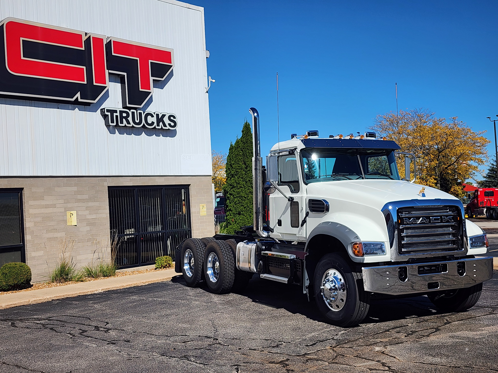 NEW 2027 MACK GRANITE 64FT NEW 2027 MACK GRANITE 64FT - image 3 of 6