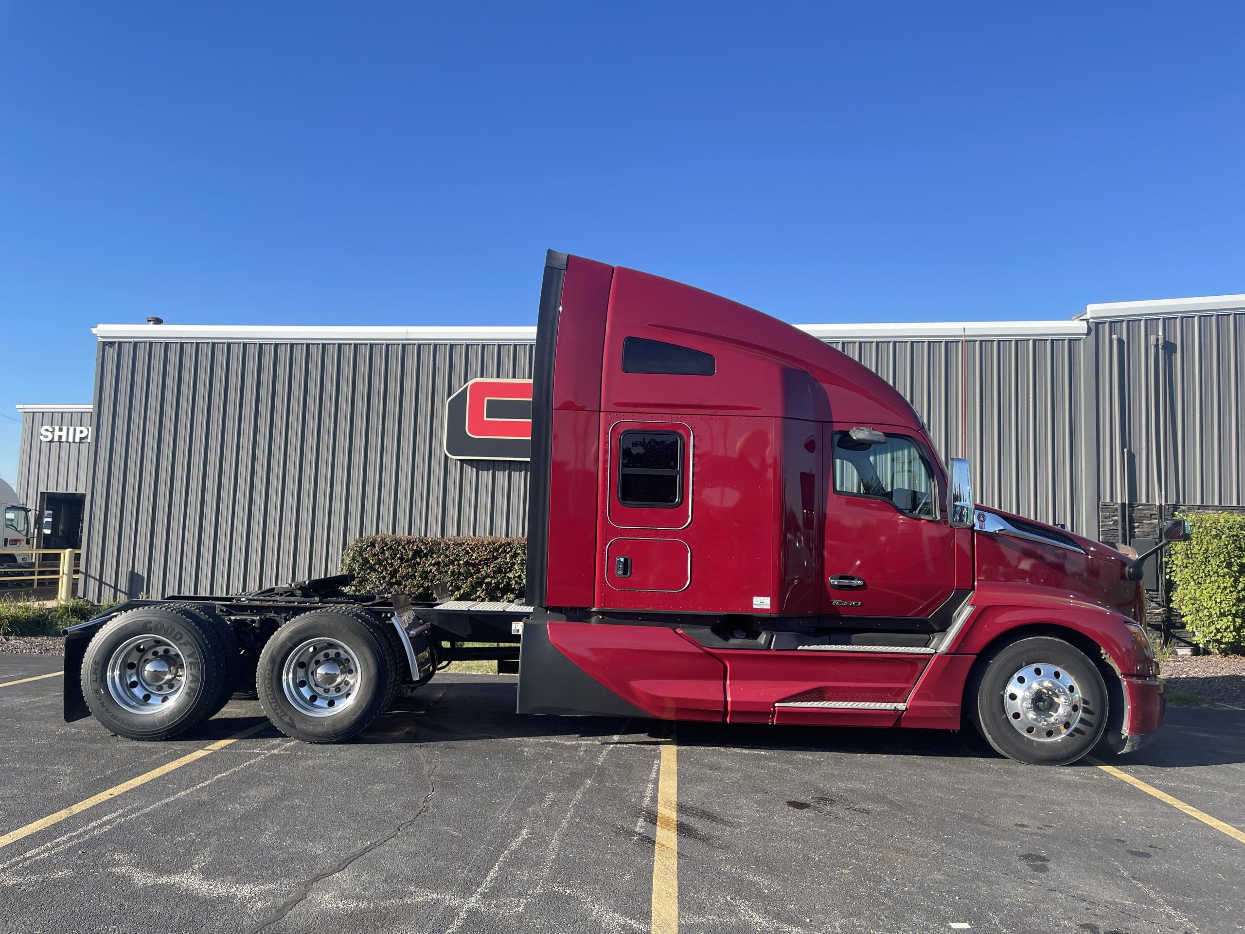 2022 KENWORTH T680 2022 KENWORTH T680 - image 4 of 6