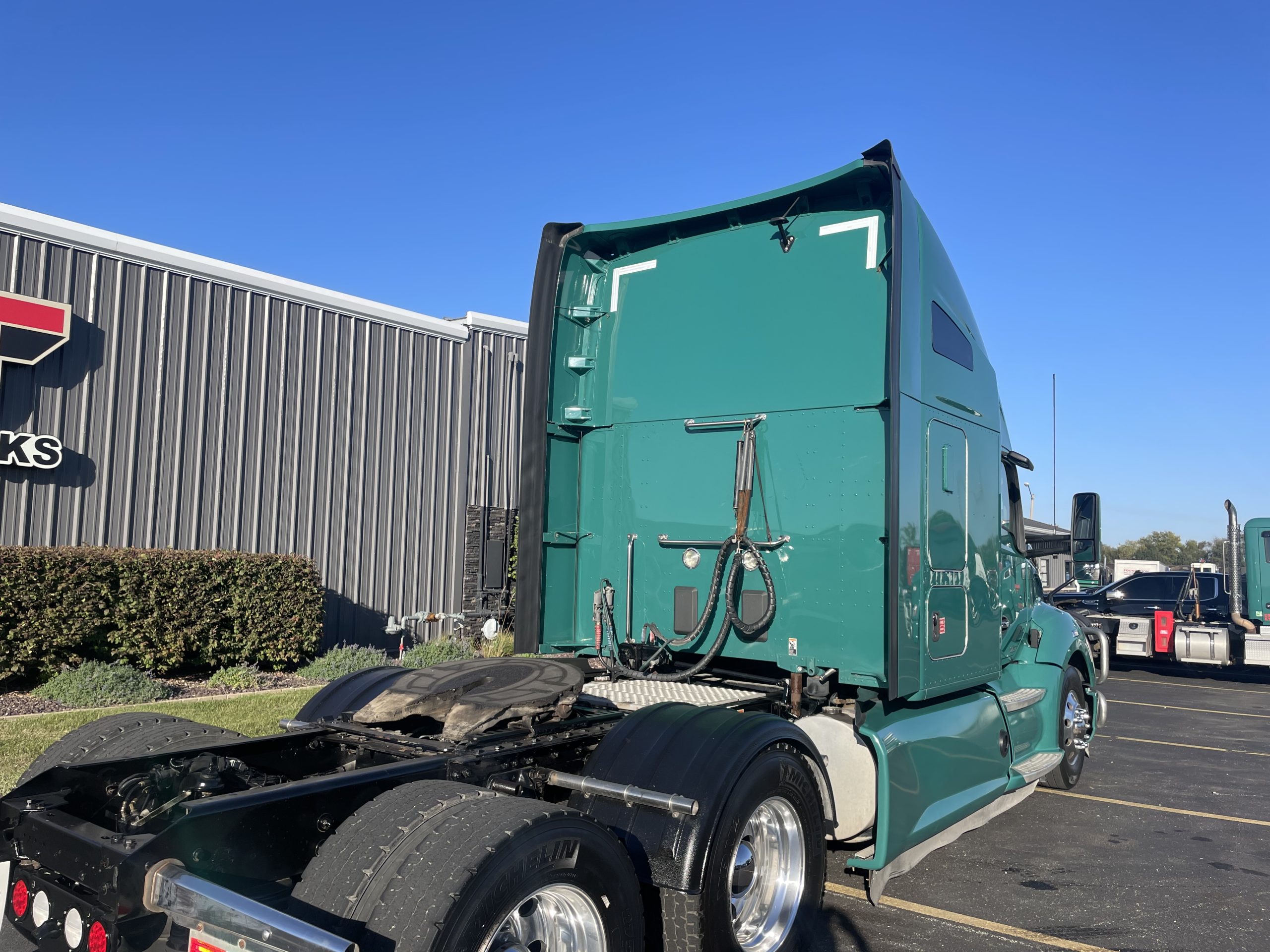 2020 KENWORTH T680 2020 KENWORTH T680 - image 5 of 6