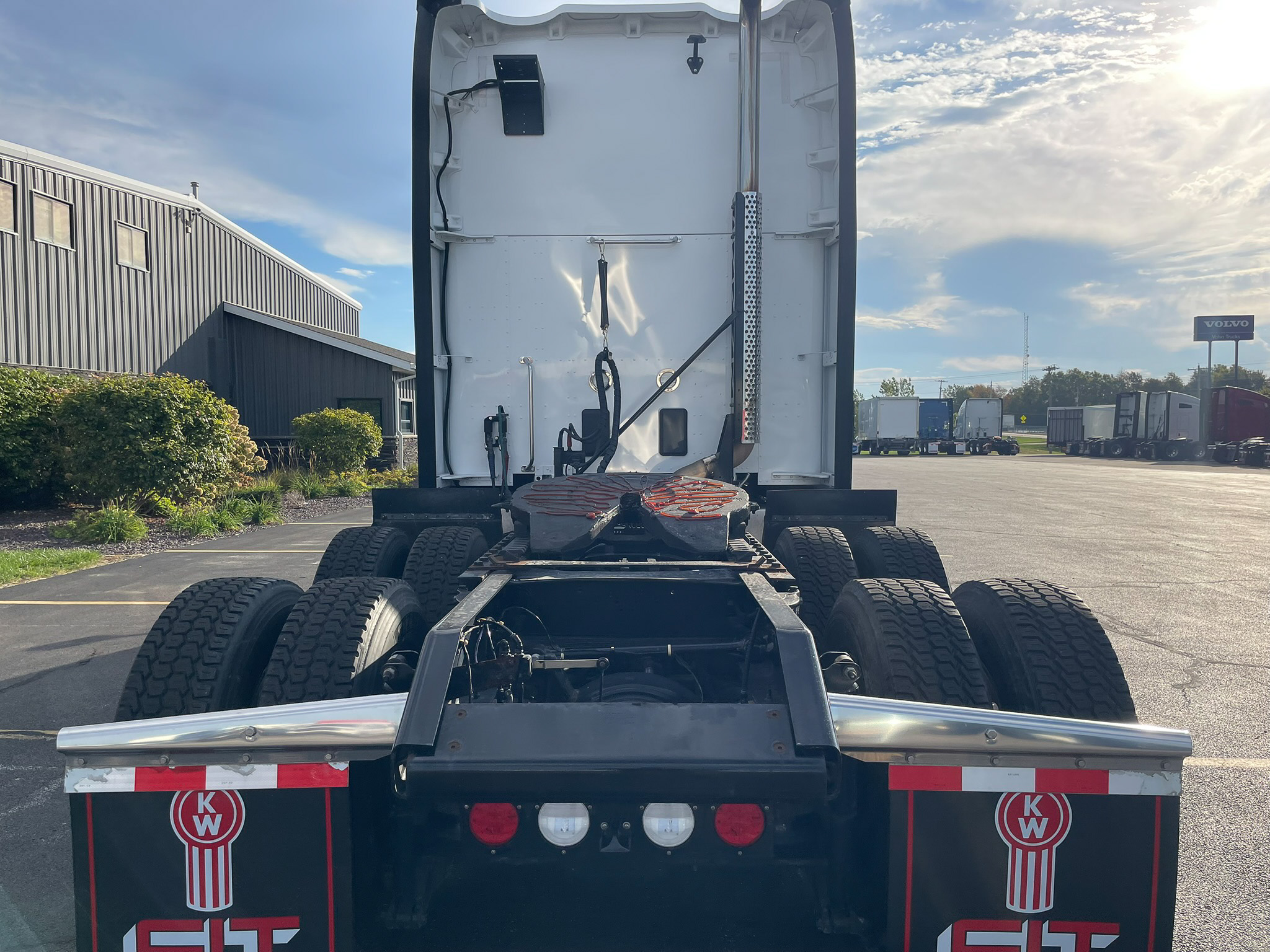 2022 Kenworth T680 in Normal, IL — photo 6