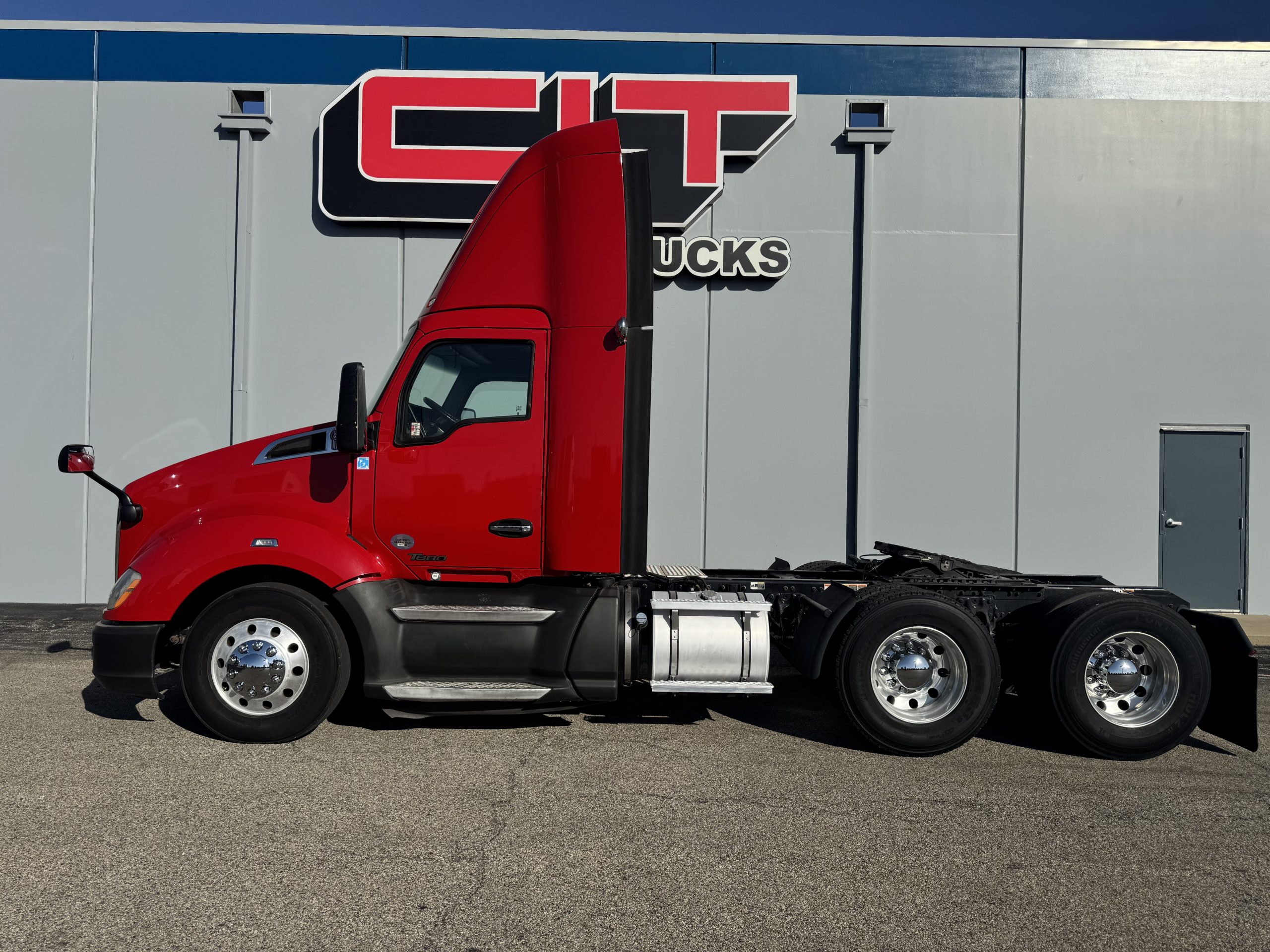 2021 KENWORTH T680 2021 KENWORTH T680 - image 6 of 6
