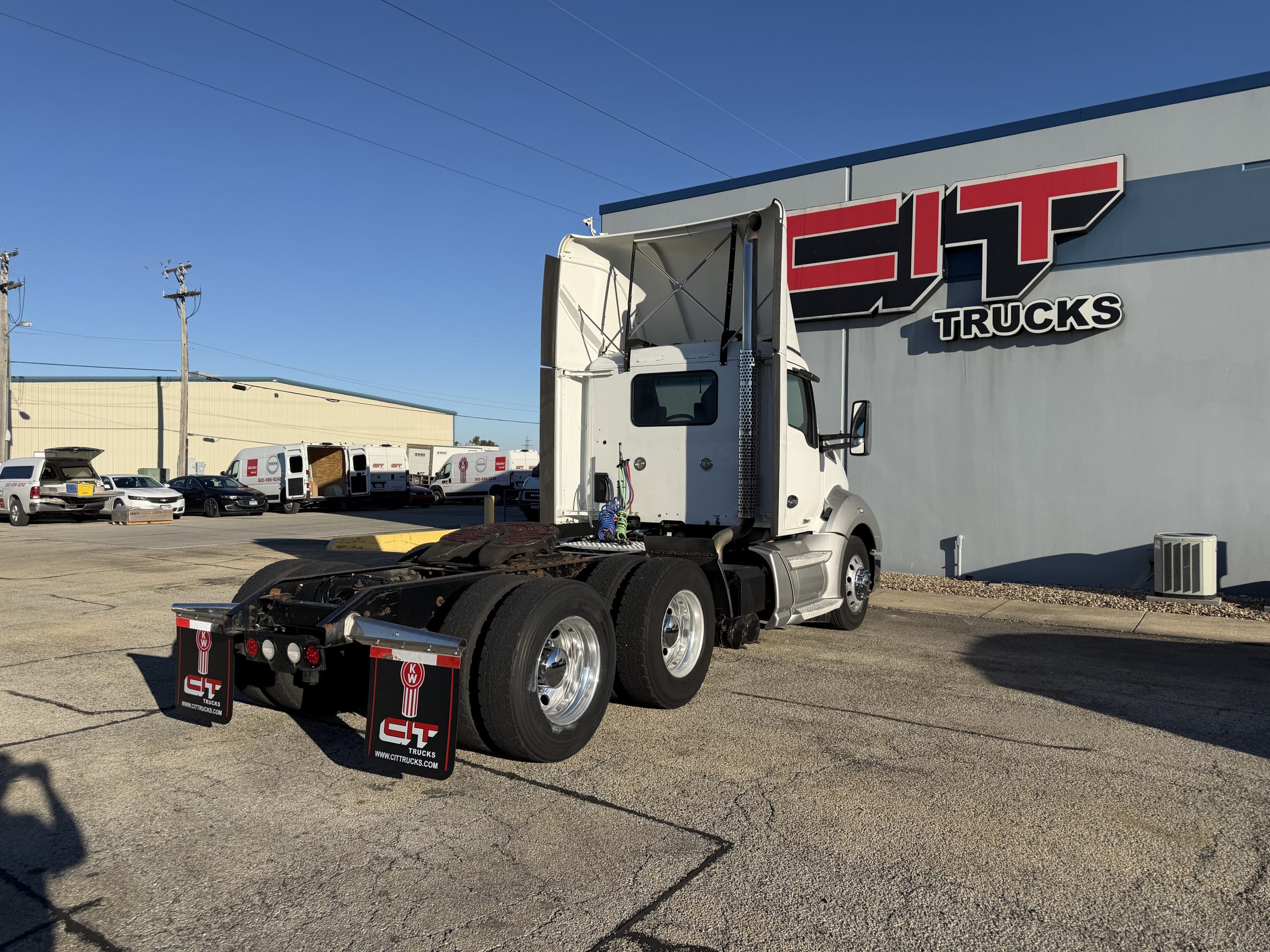 2018 KENWORTH T680 2018 KENWORTH T680 - image 5 of 6