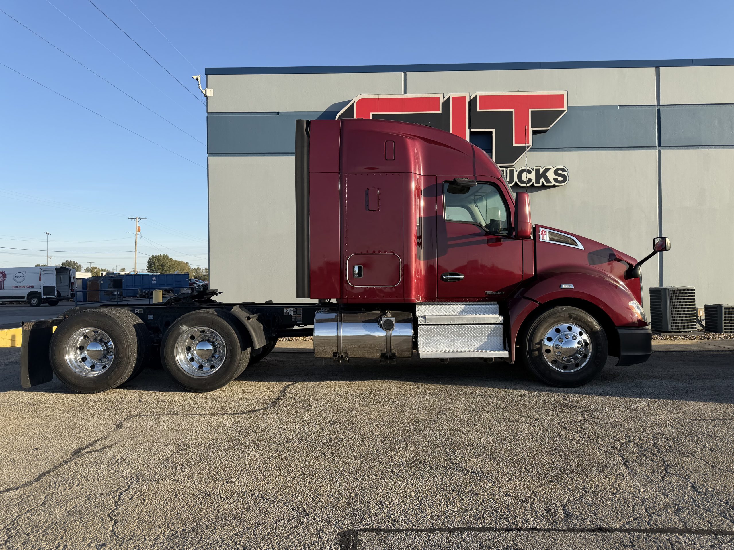 2021 KENWORTH T680 2021 KENWORTH T680 - image 4 of 6