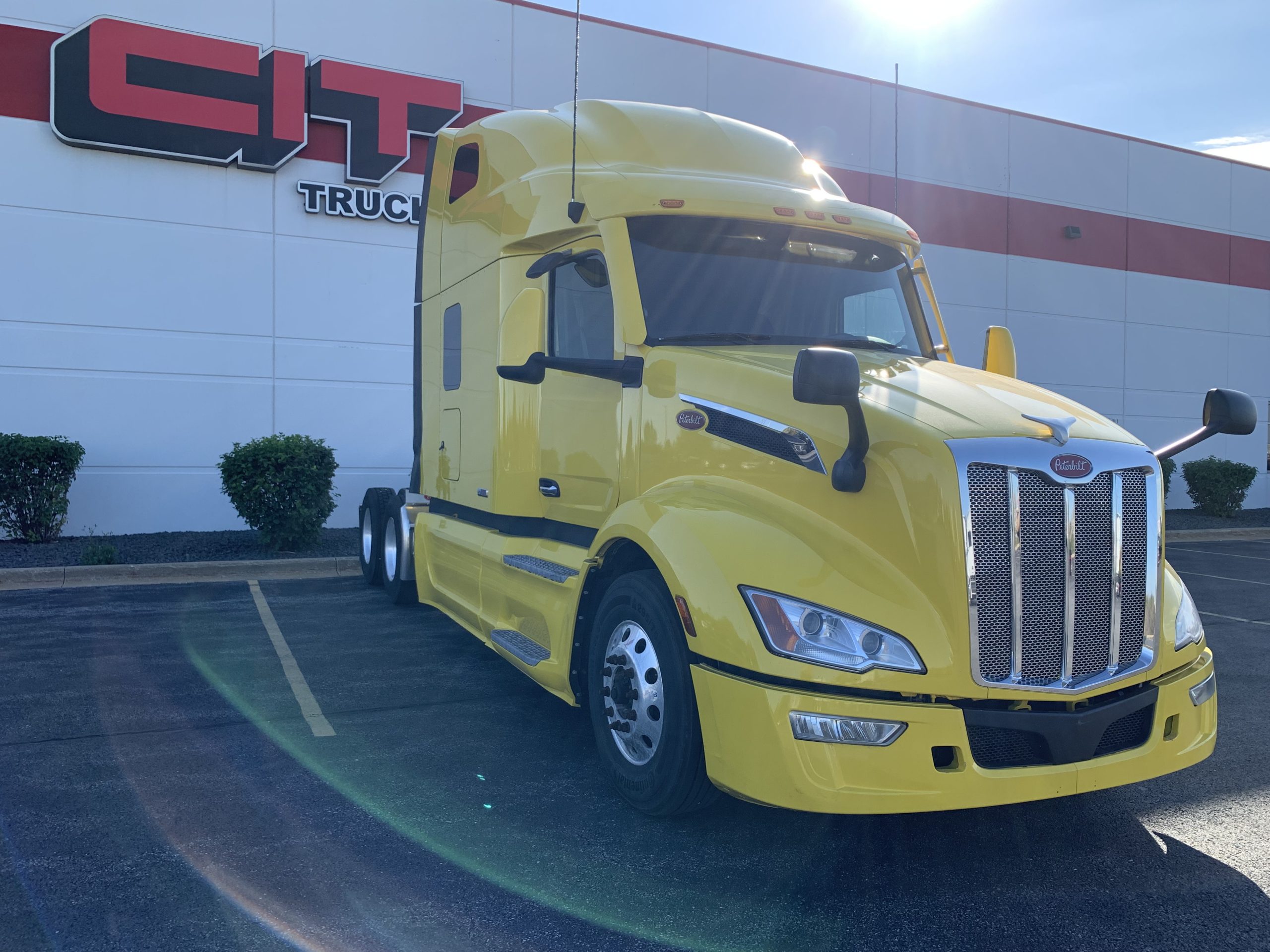 2023 Peterbilt in Mokena, IL — photo 3