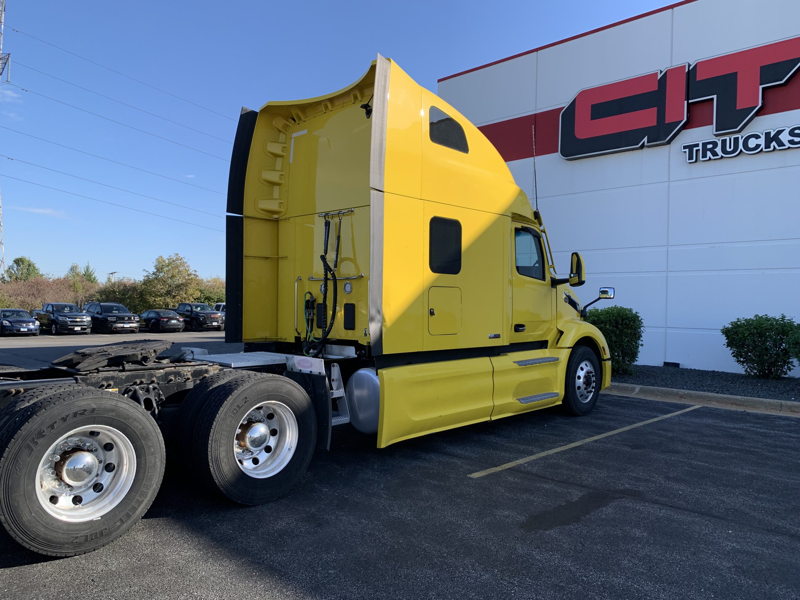 2023 Peterbilt in Mokena, IL — photo 5
