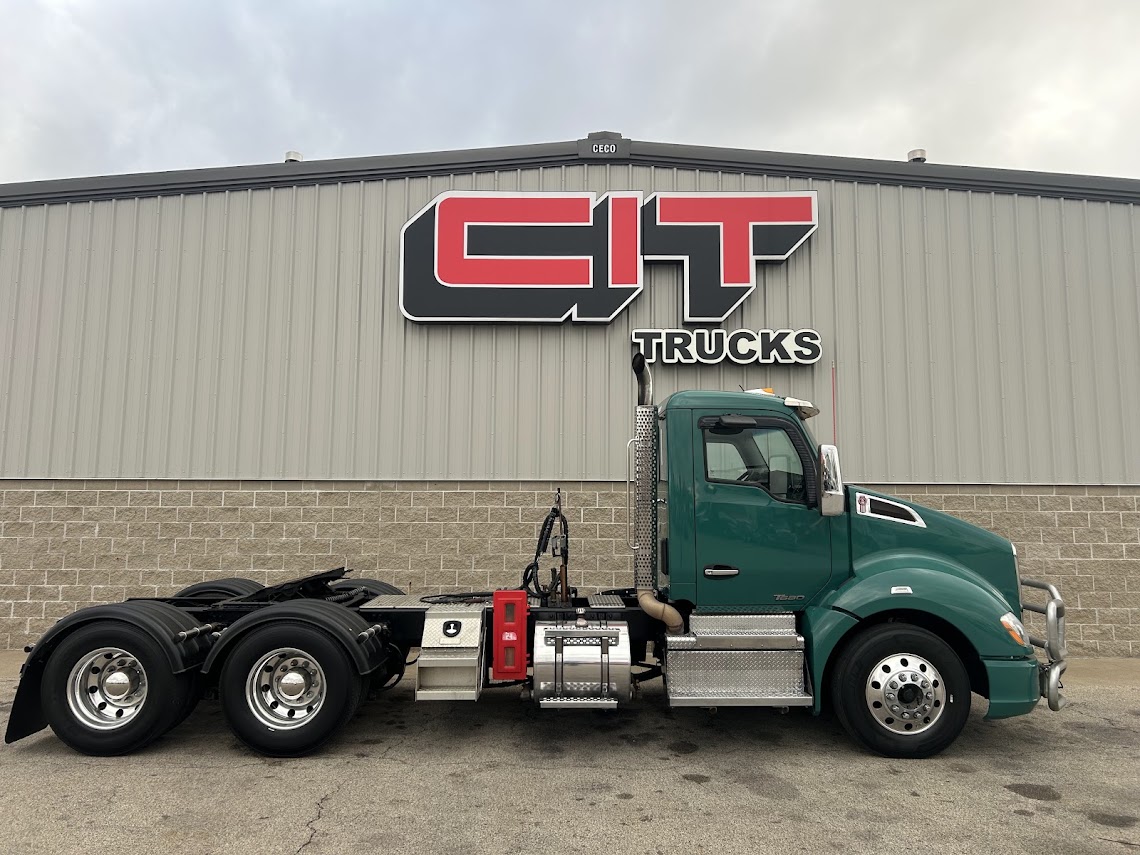 2018 Kenworth T680 in Morton, IL — photo 4